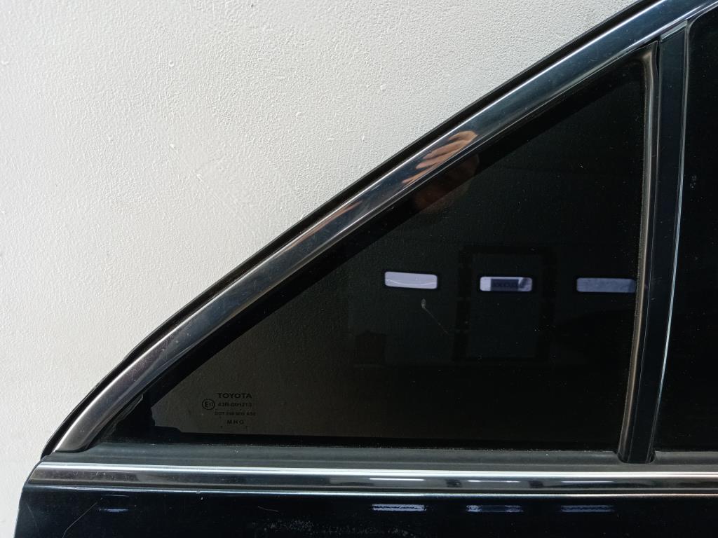 Стекло двери задней правой (форточка) для Camry XV40 2006-2011