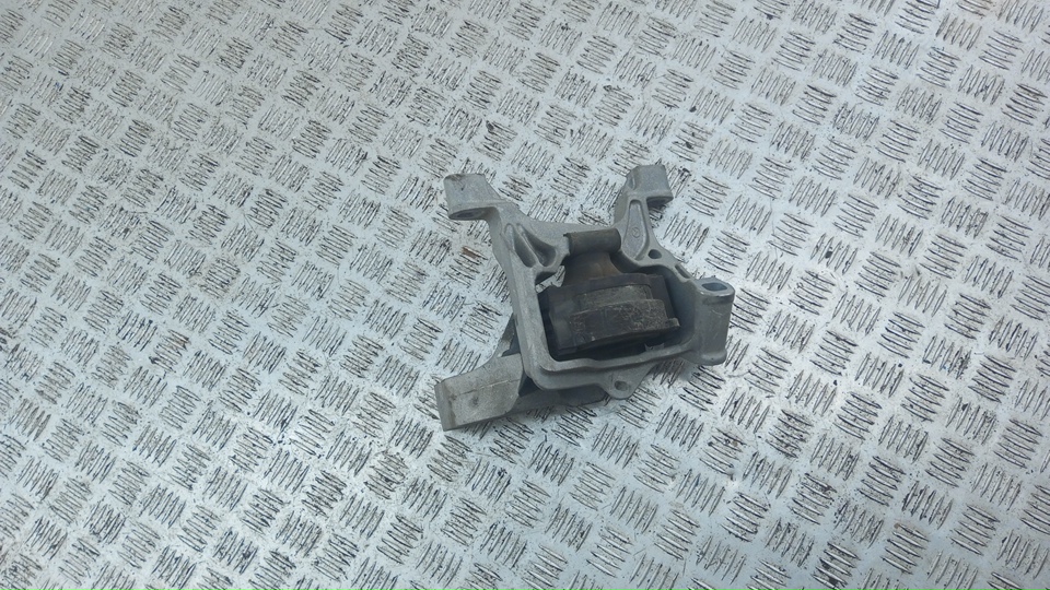 Опора двигателя правая для Mazda 6 (GJ/GL) 2012>